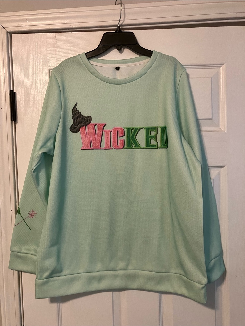 WICKED Sweatshirt Pink Green Crewneck Pullover Womens Size XL